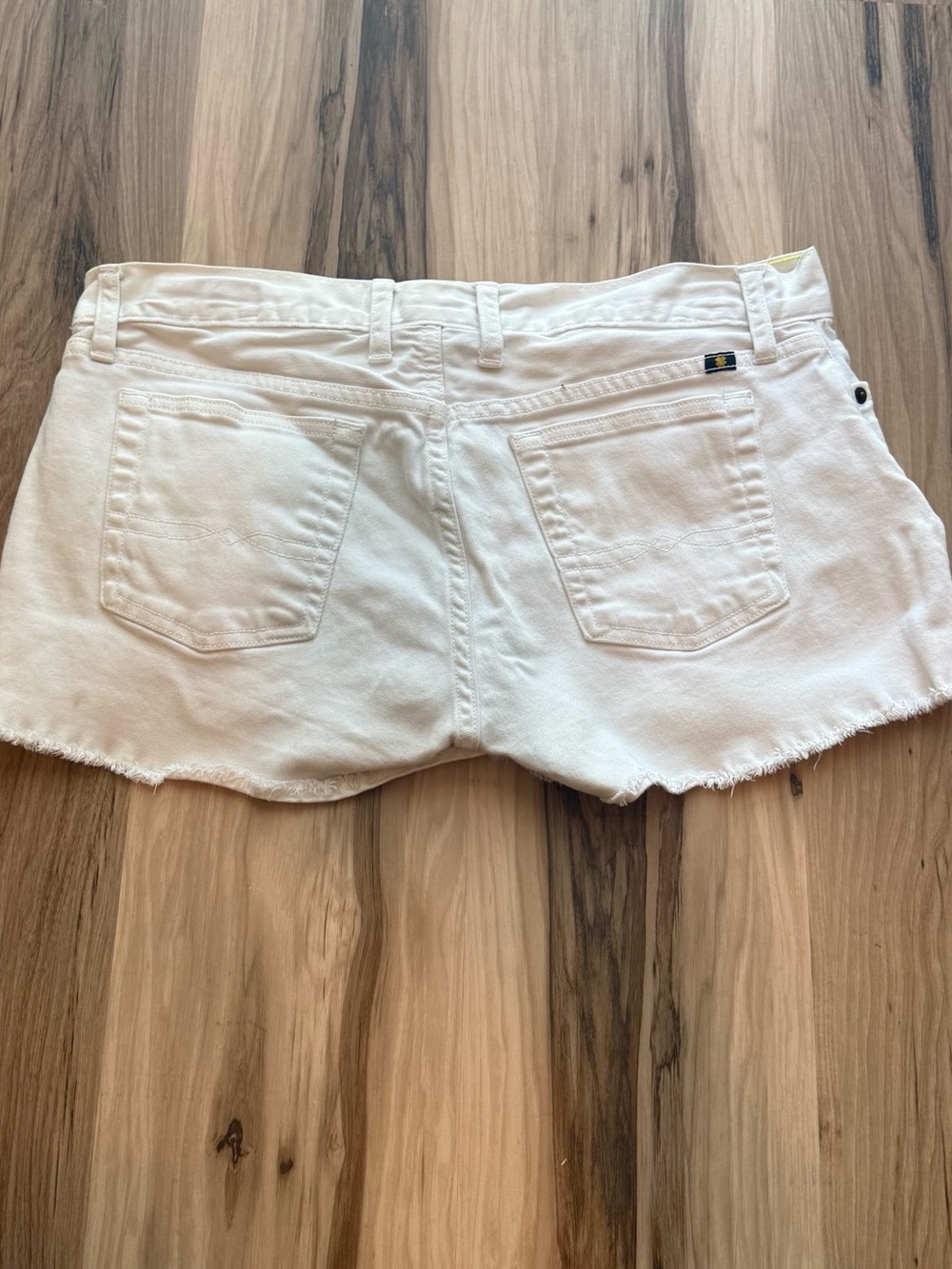 Lucky Brand Riley Shorts - Picture 3 of 9
